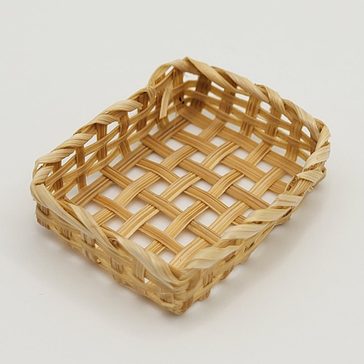 Rectangular Woven Basket - 1/12 Scale Dollhouse Miniature