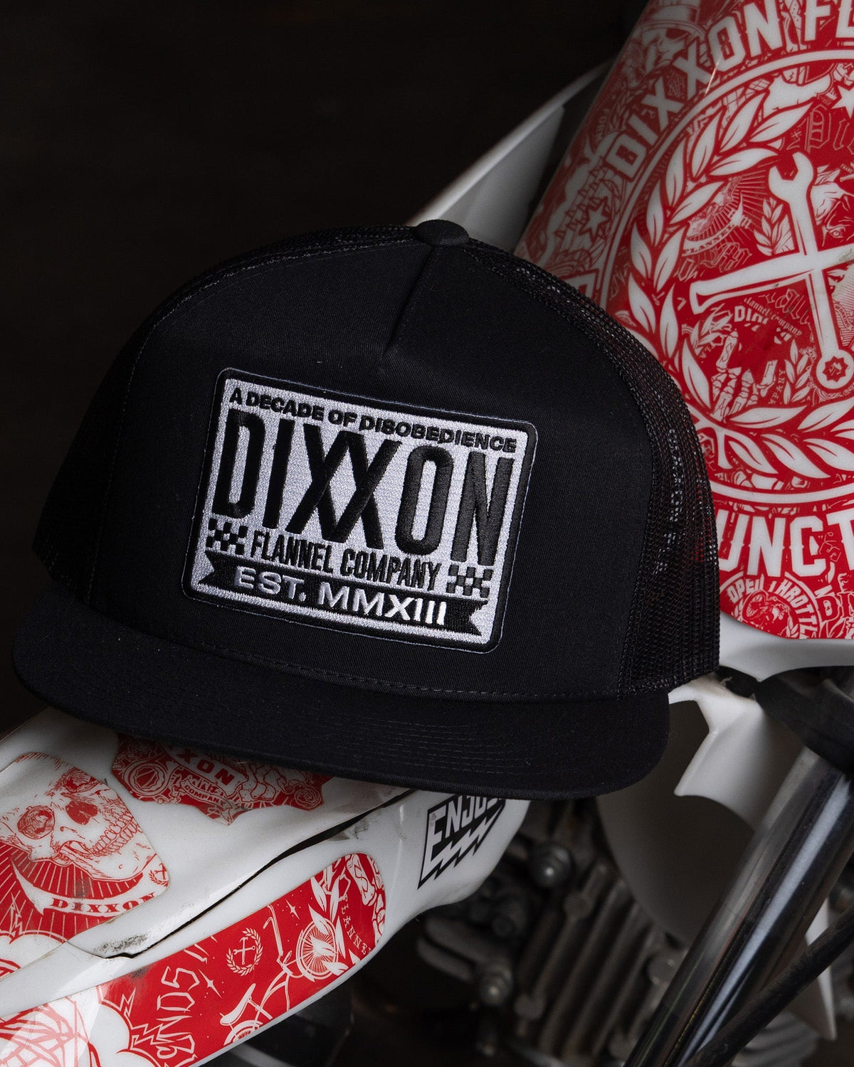 Decade Flat Bill Trucker Snapback - Black & White