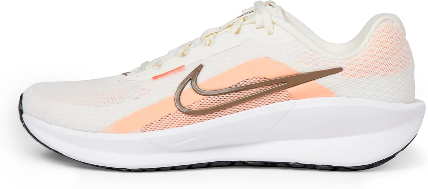 NIKE Women's W Downshifter 13