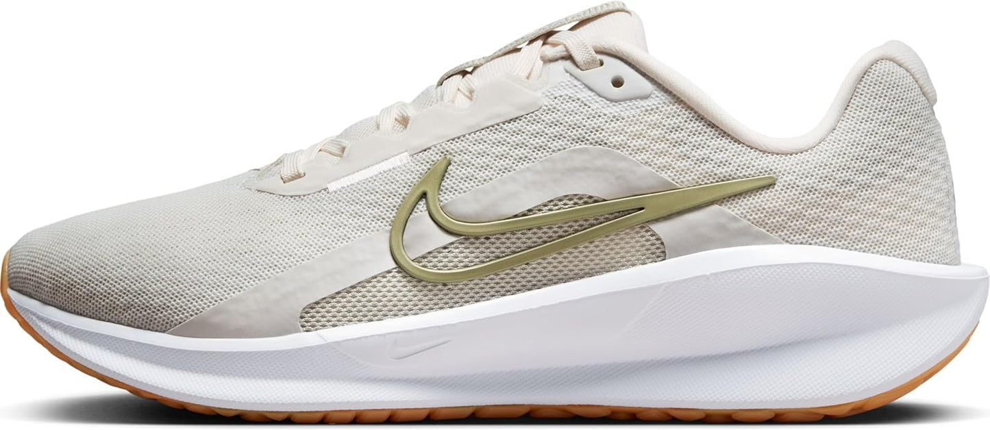 NIKE Women's W Downshifter 13
