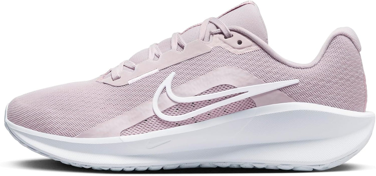 NIKE Women's W Downshifter 13