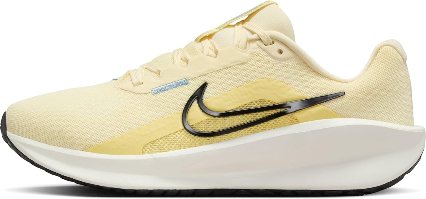 NIKE Women's W Downshifter 13