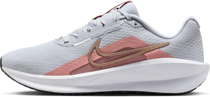 NIKE Women's W Downshifter 13